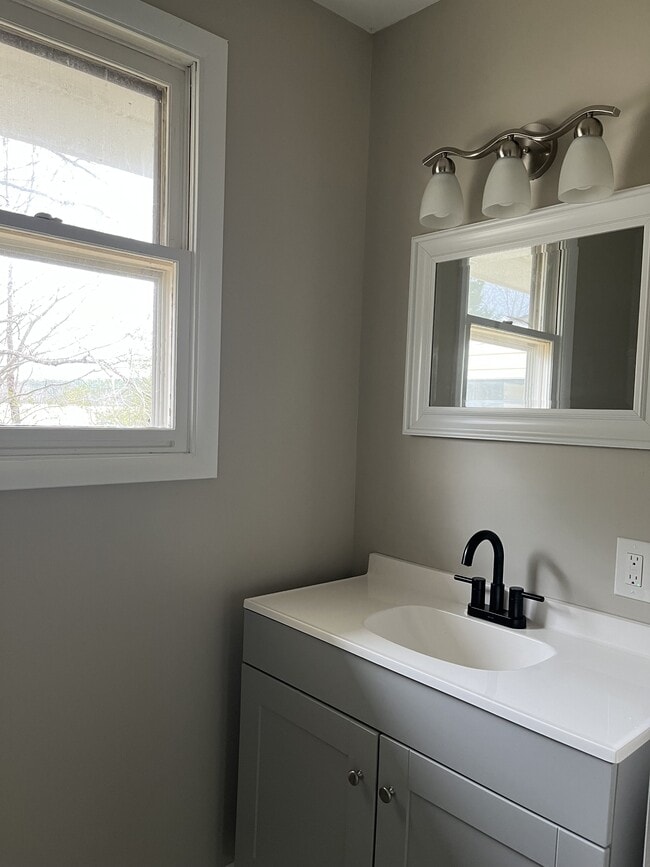 Photo - 428 Maon Rd