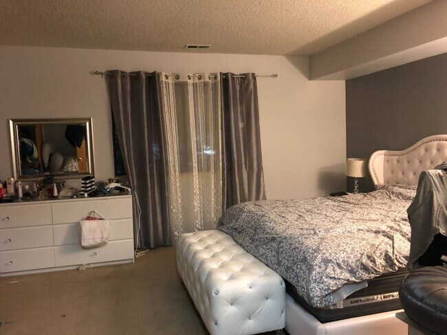 Bedroom - 1508 Edison Glen Ter Unit 1508