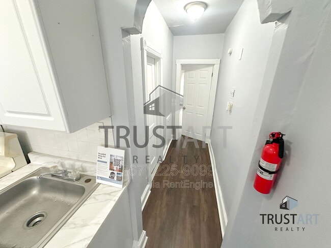 Photo - 2321 N 25th St Unit 2