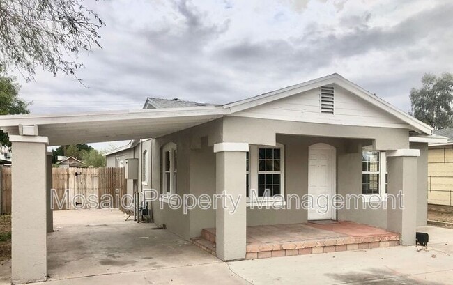 Building Photo - 1652 E Indianola Ave Unit #A Rental
