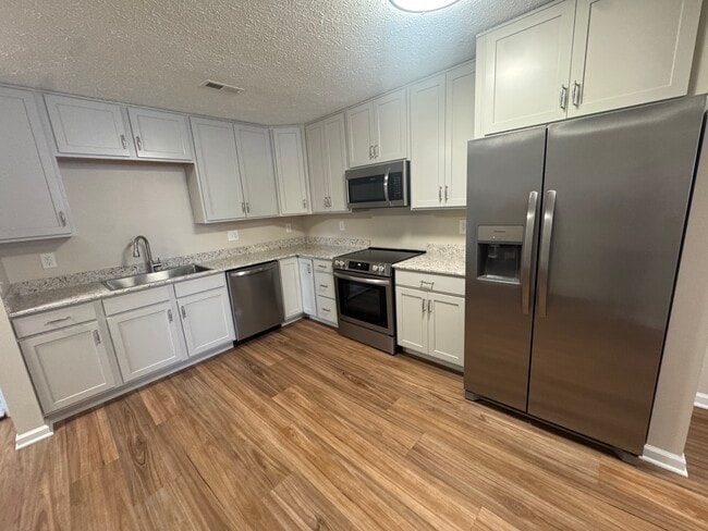 Photo - 116 1/2 S Main St - Tipton Unit 205