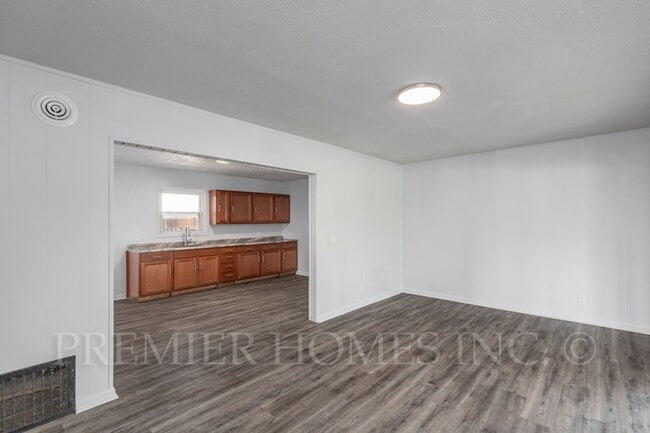 Photo - Charming 3-Bedroom Home with Large Fenced ...