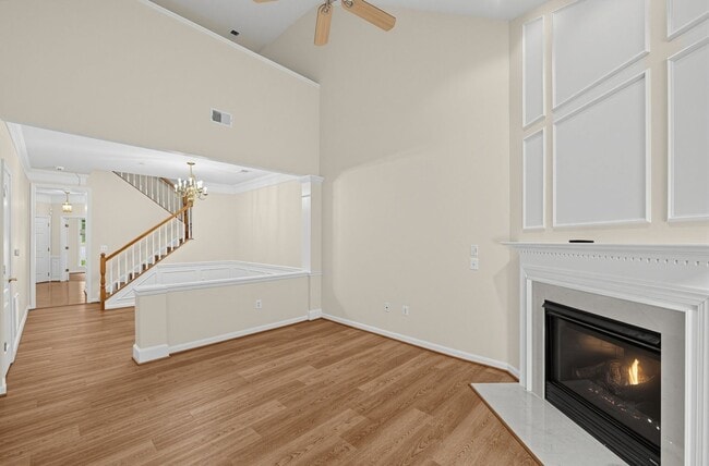 1504 Sapphire Ct