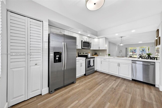 Photo - 12701 SW 14th St Unit 108J