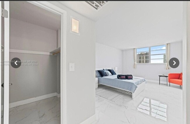 Photo - 19370 Collins Ave Unit #826