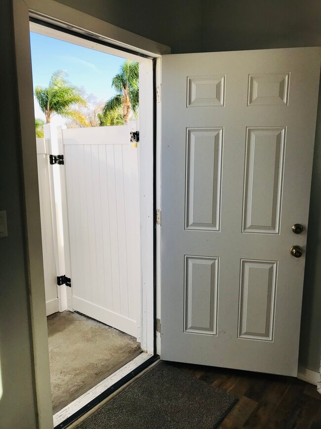 Double security doors- open y9our front door and still have privacy! - 10500 Hayvenhurst Ave