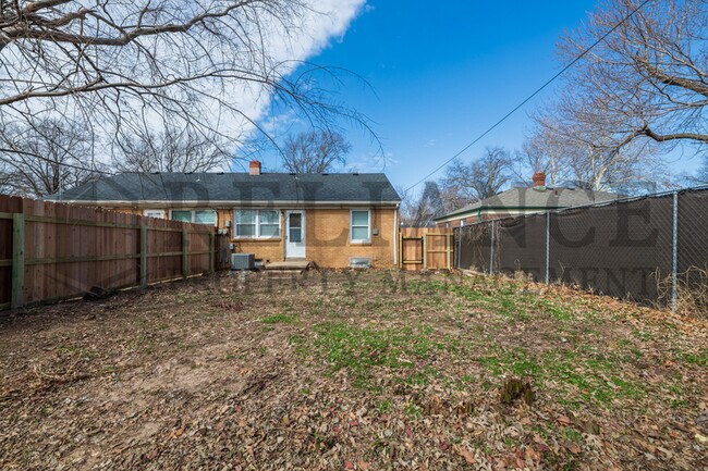 Photo - 2042 S Pinecrest St