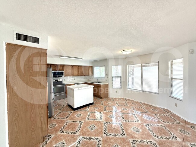 Photo - 7874 W Beryl Ave