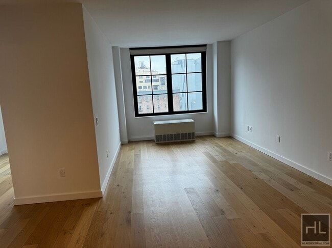 Photo - NORTHERN BOULEVARD Unidad 7T