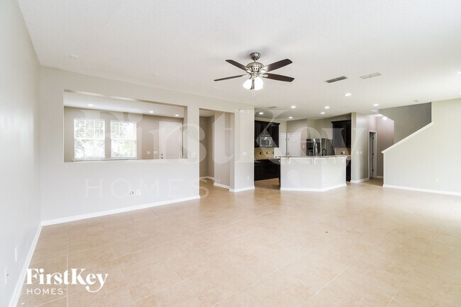 Photo - 4500 Oak Moss Loop