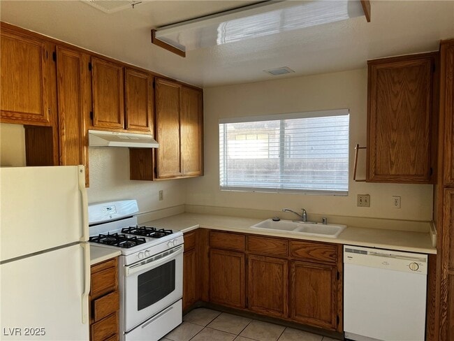 Photo - 634 Freeburg Pl