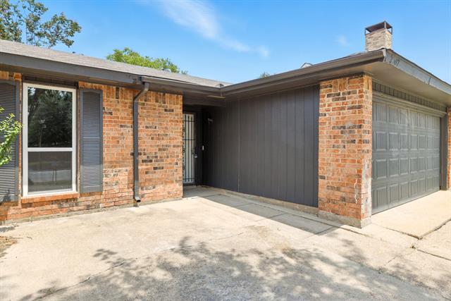 Photo - 2307 Montclair Dr