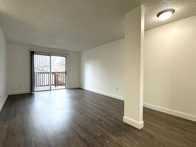 Photo - West on Murray Apartments