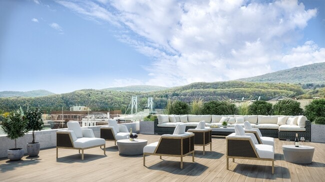 Mejore su estilo de vida en Luckey Platt, donde las vistas desde la azotea se fusionan con el lujo moderno. Disfrute de amplias salas de estar, muebles elegantes y un paisaje impresionante. ¡No se pierda esta oportunidad excepcional! ¡Reserve su visita hoy mismo! - Luckey Platt