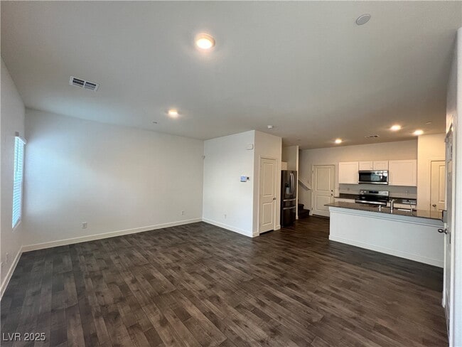 Building Photo - 12743 Epperly St Rental