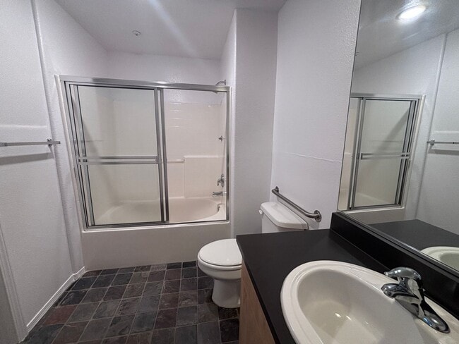 2820 Sawtelle Blvd