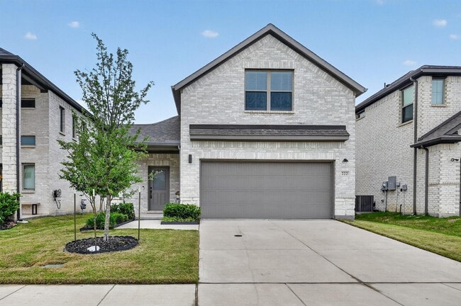 Building Photo - 222 Goosewood Dr