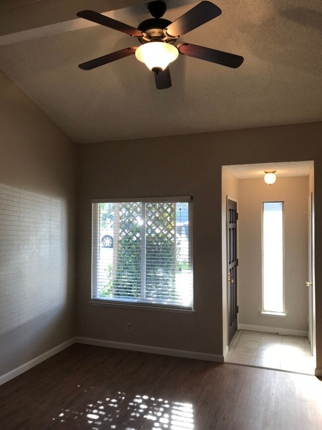 Photo - Fair Oaks 2bd/2ba Duplex with Garage