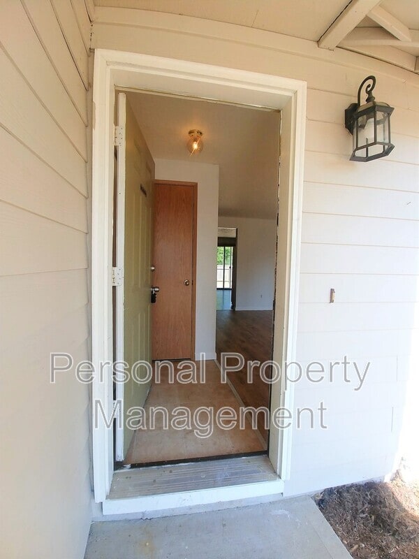 Photo - 14208 NE 85th St