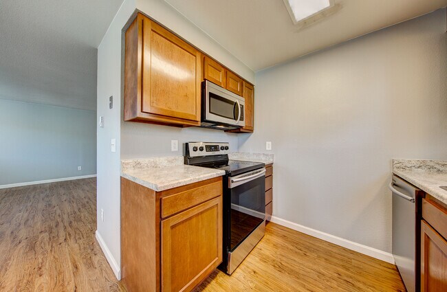 1030-2601 Davidson Dr