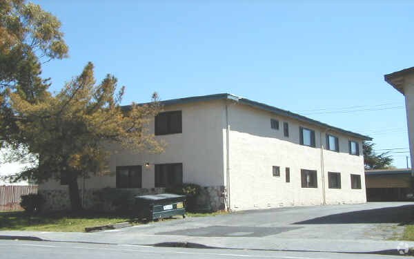 Photo - 1040 Clyde Ave