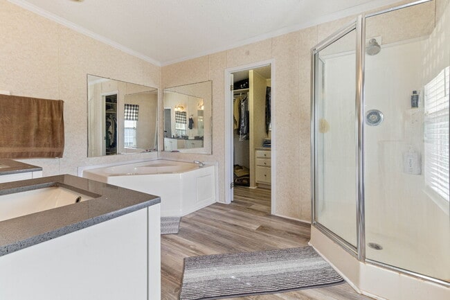 Photo - 214 Shipmans Pike