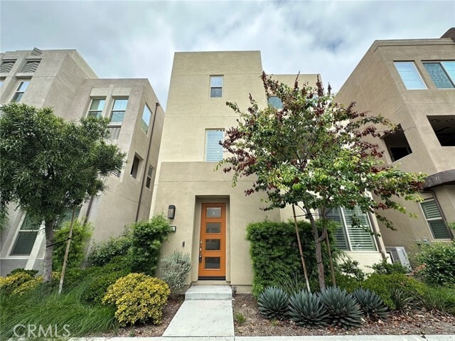 Building Photo - 251 Carmine