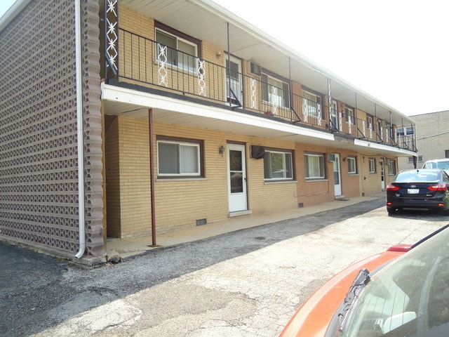 Building Photo - 8817 S Roberts Rd Unit 7