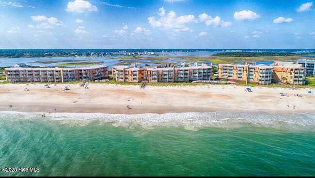 Building Photo - 1822 New River Inlet Rd Unit 1312a