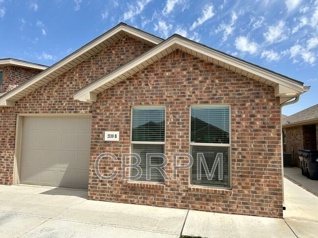 Building Photo - 2110 N Avenue J