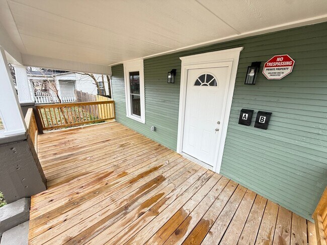 Photo - 823 N Main Ave Unidad A