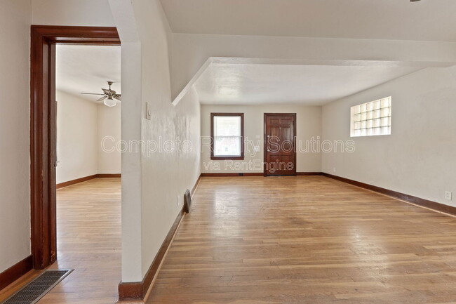 Photo - 7125 Theodore Ave