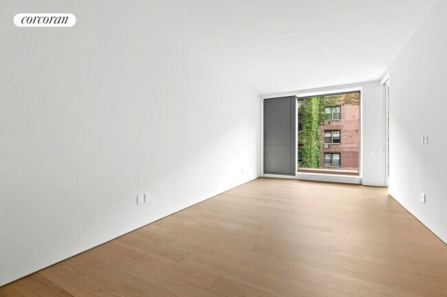 Building Photo - 251 W 14th St Rental