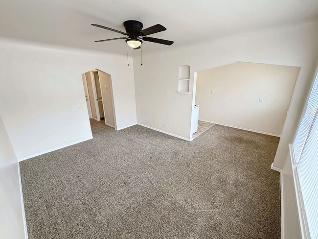 Photo - Town Manor Apartments