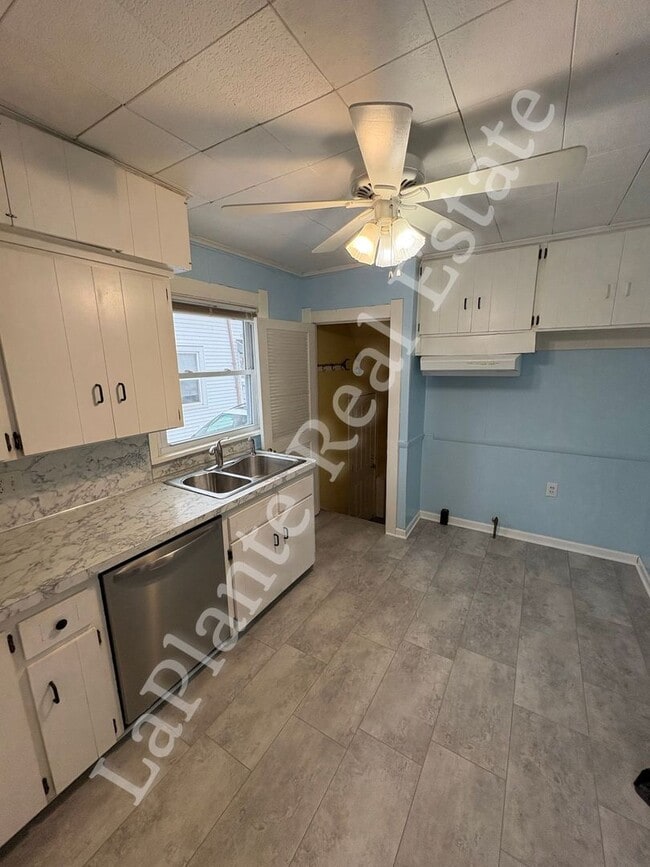 Photo - Charming 3-Bedroom Home in Central Toledo – Spacious Layout & Convenient Location