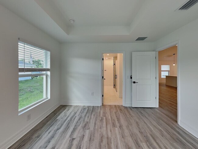 Photo - 3614 NE 9th Pl