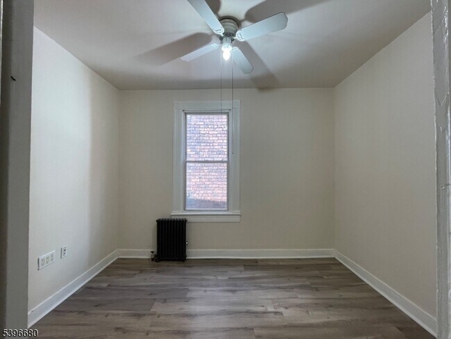 Photo - 115 Park Ave