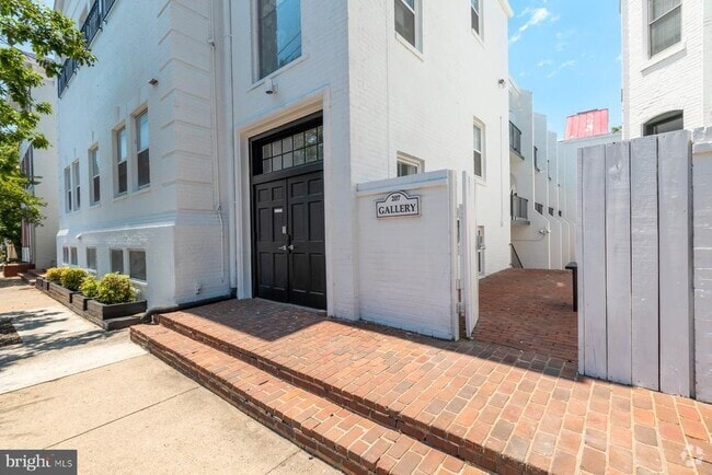 Building Photo - 207 S Patrick St Unit 305 Rental