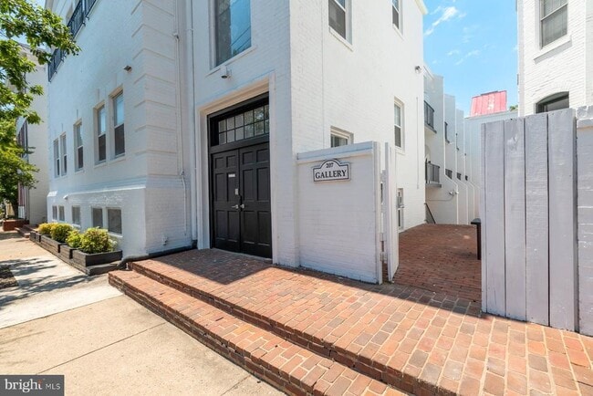 Building Photo - 207 S Patrick St Unit 204 Rental