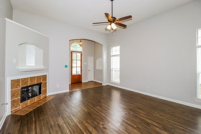 Photo - 7575 Glen Creek Ln