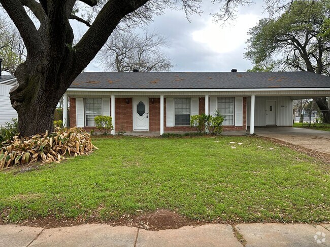 Building Photo - Quiet Bossier Home