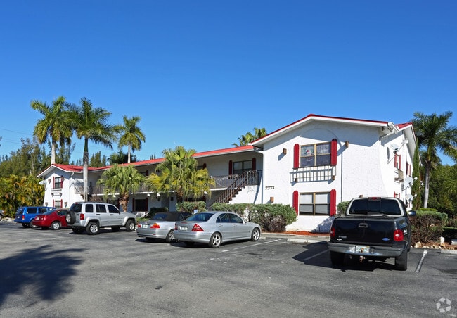 Coral Harbor - Coral Harbor Apartments