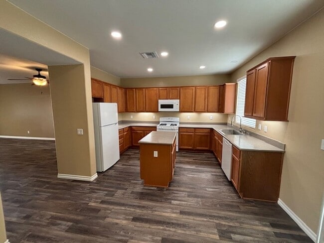 Photo - 2684 Jade Tree St