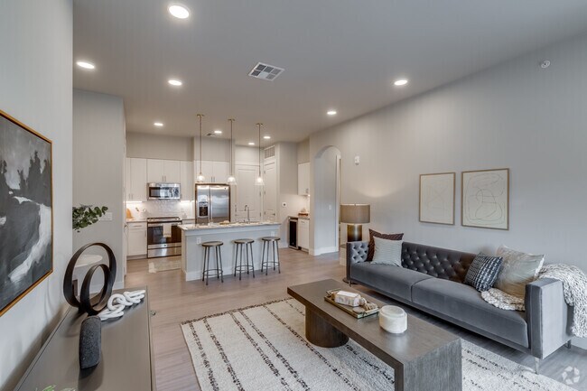 2BR, 2BA- 1104SF