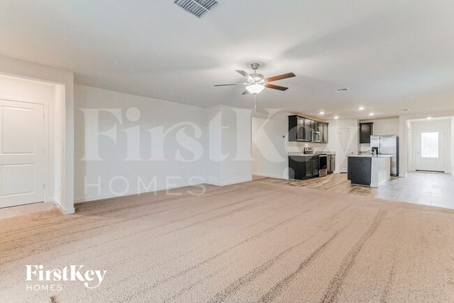 Photo - 976 W 20th St