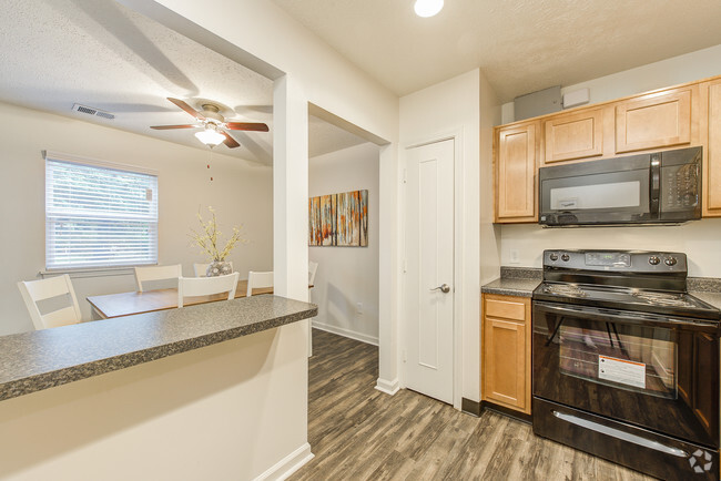 Newly Renovated Stylish Apartment Homes - College Courts Rental