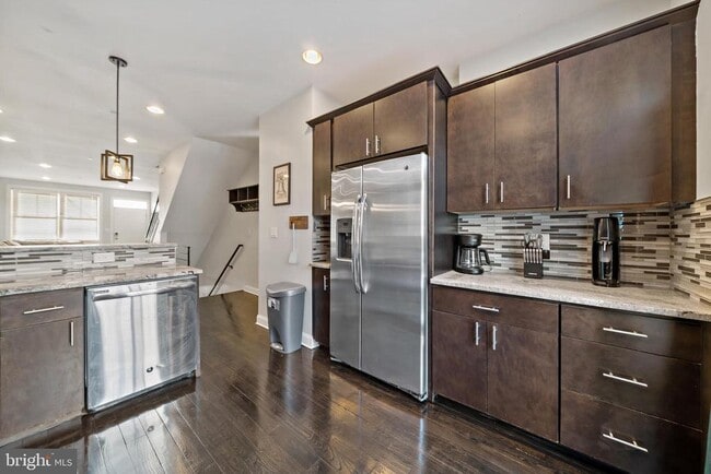 Photo - 1517 Latona St