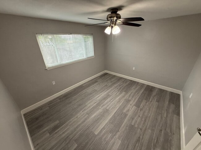 Photo - 1507 Jacobsen St