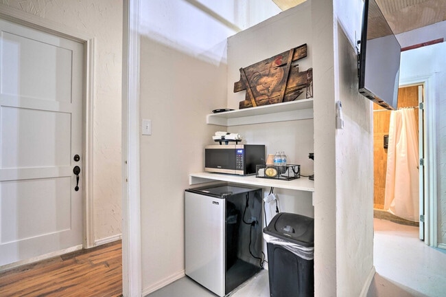 Photo - 3704 San Bernardo Ave Unit ID1386148P