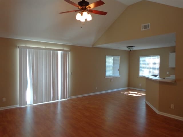 Photo - 106 Habitat Dr